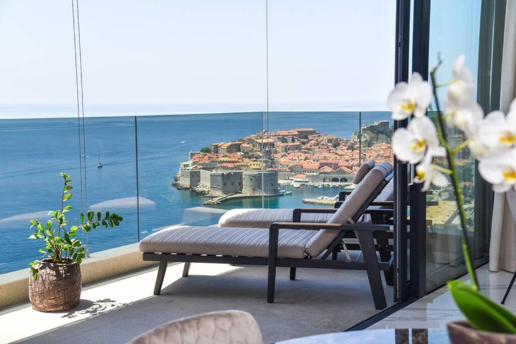 New & Luxury 5* With Breathtaking View- Kiki Lu Apartment دوبروفينك المظهر الخارجي الصورة